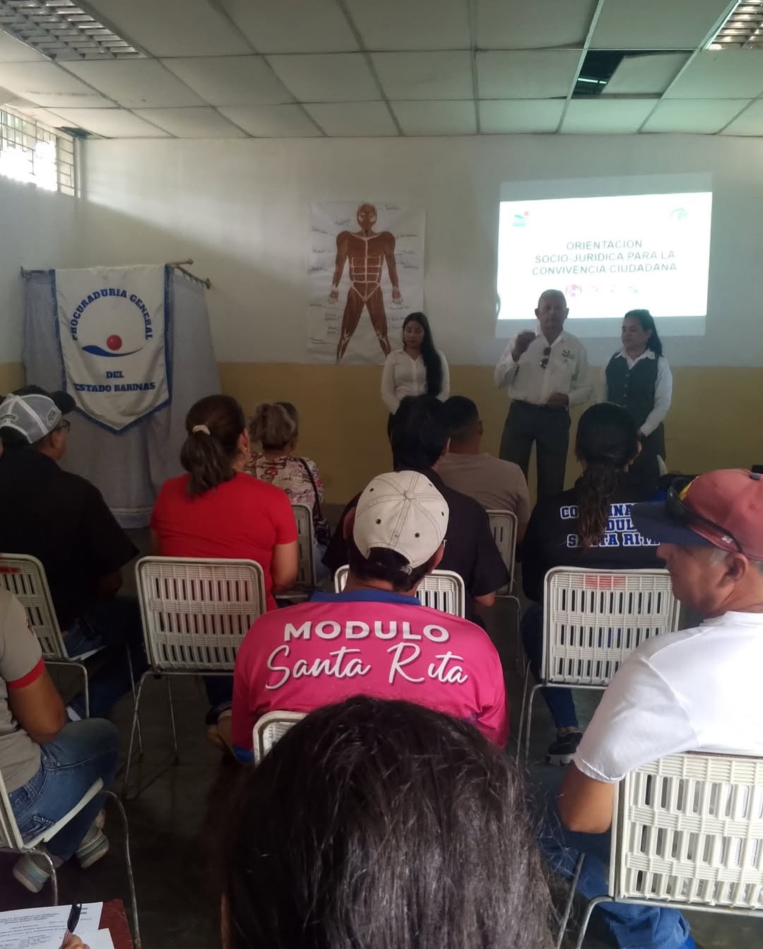 Hoy se realizó una charla informativa sobre Orientación Socio Jurídica para la Convivencia Ciuda (1)