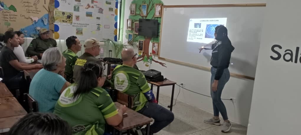 ecosocialismo (2) ecosocialismo (2)